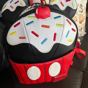 Minnie Mouse back pack purse & matching wallet